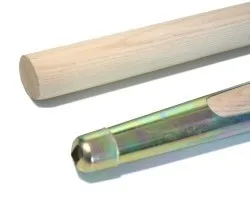 Granit Dunggabelstiel mit Zwinge und Kappe gebogen, gespitzt, gebohrt, Zwinge/Kappe