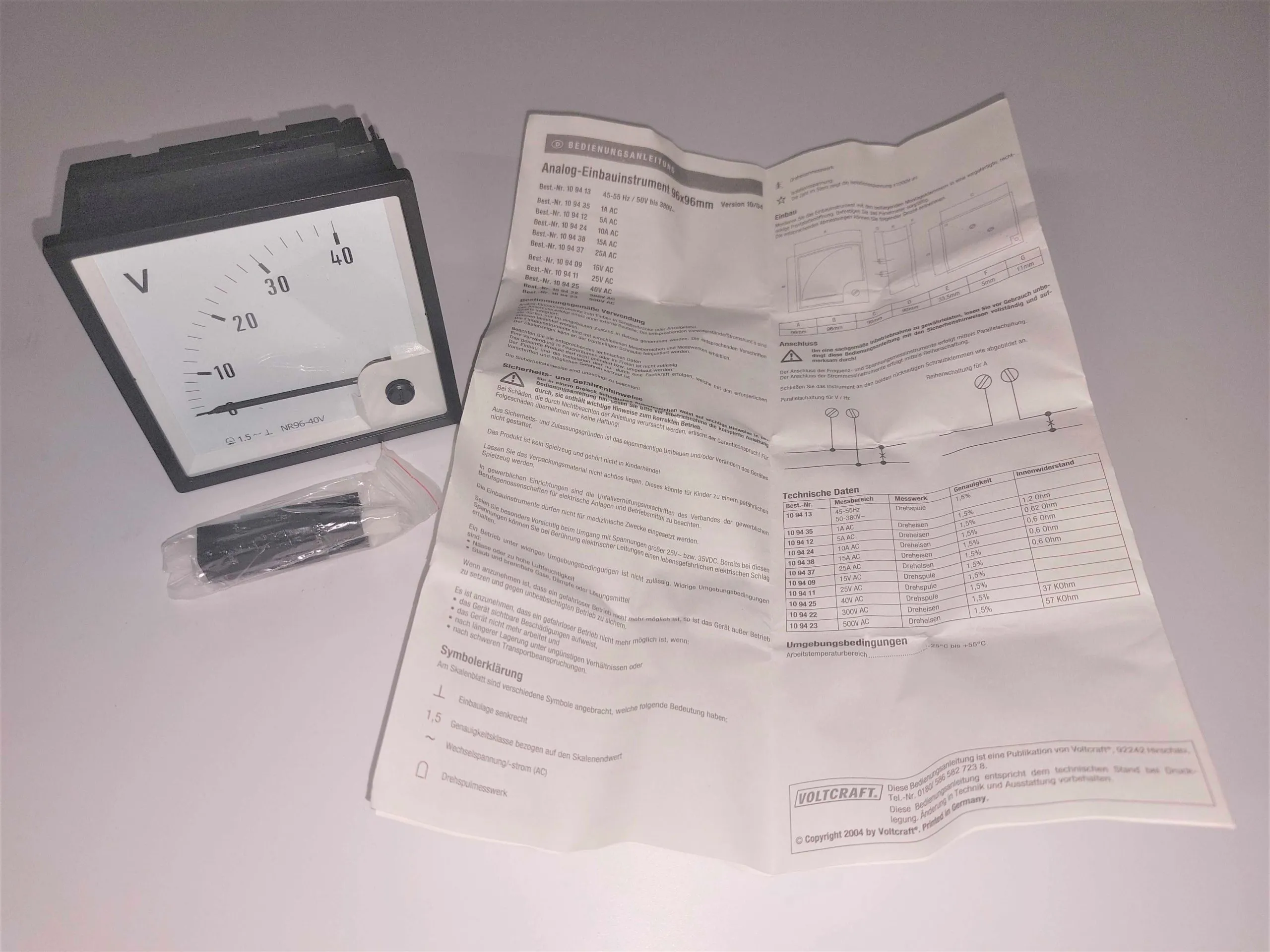 Voltcraft NR96-40V, Analoges Messinstrument 0-40V AC - NEU