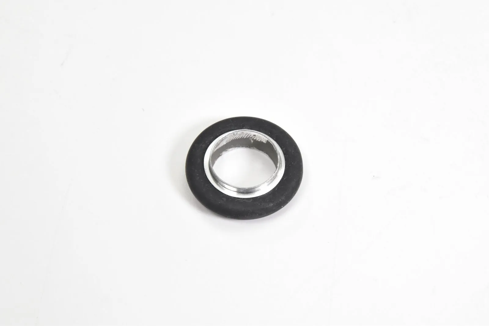 DN 16 ISO-KF, Zentrierring mit O-Ring, Aluminium, schwarz
