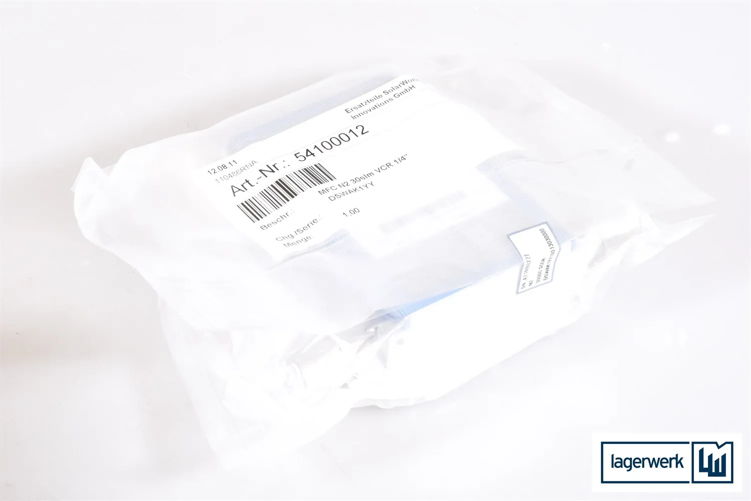 CELERITY DSWAK1YY10013030000 / DSWAK1YY 100-1303, MFC N2 30slm VCR 1/4" - NEU