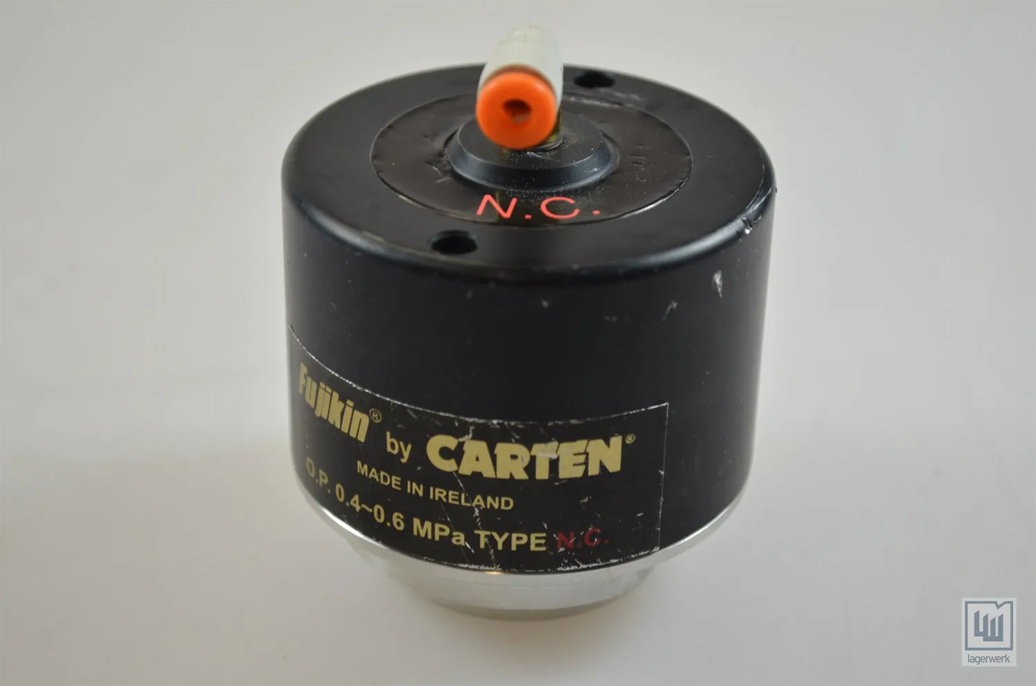 Fujikin By Carten AMAT Valve O.P. 0.4~0.6 MPa Type N.C.