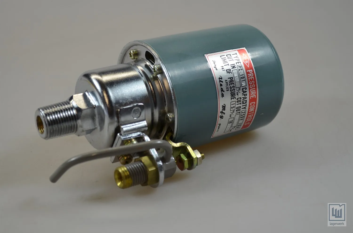 UEDA mfg. Druckschalter / pressure controls PC-101 - Neu / New