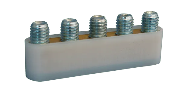 Mahe 5-fach Pinseladapter isoliert