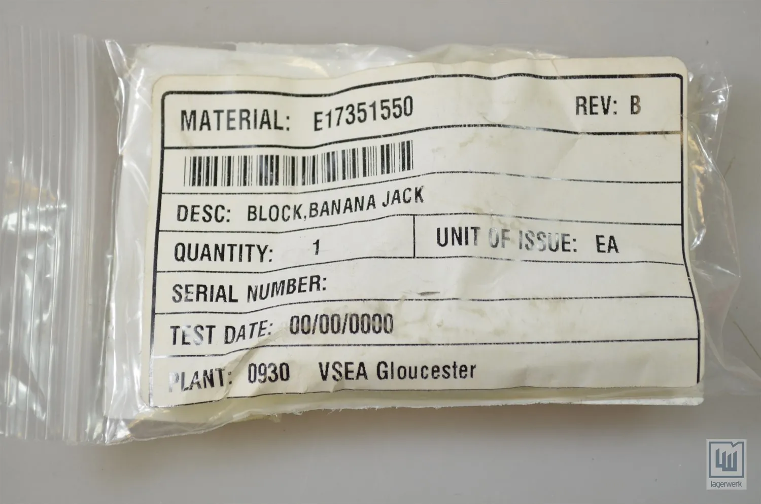 E17351550, Banana Jack Anschlussblock - NEU